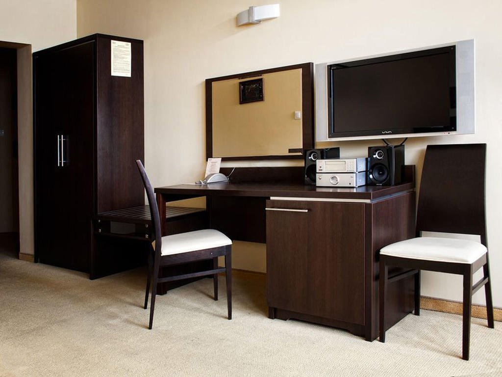 Hotel Kuznia Bydgoszcz Bilik gambar
